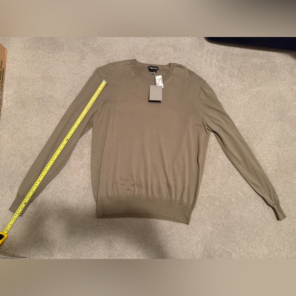 Tom Ford Men's Beige Crewneck Sweater - Picture 14 of 16